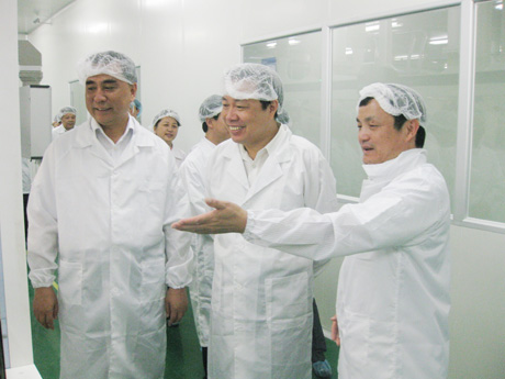 尚勇蒞臨江西瑞晶公司調研