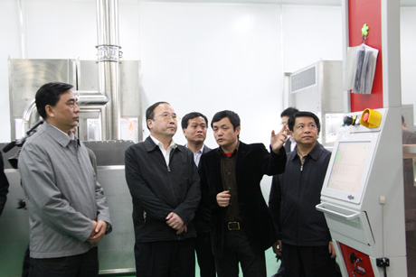 張裔炯蒞臨江西瑞晶公司調研